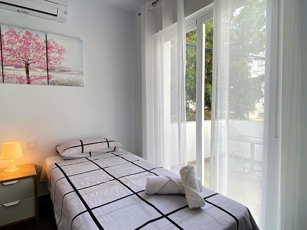 Casa Los Tejares Casasol เนร์คา ภายนอก รูปภาพ
